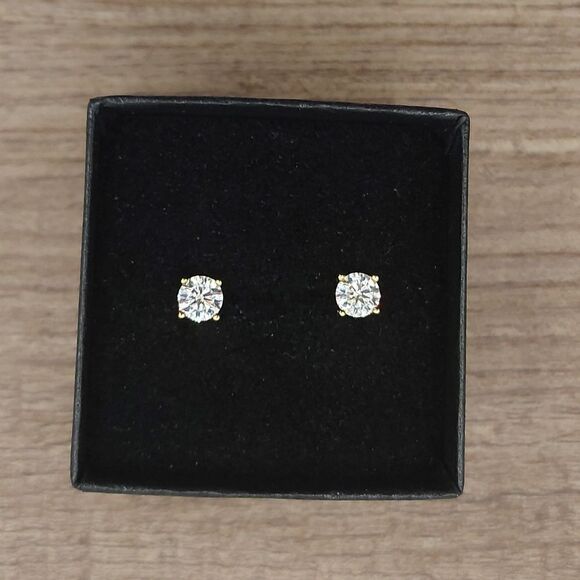 Gold 0.5 Carat Moissanite 925 Silver Sterling Stud Earrings - Picture 4 of 10
